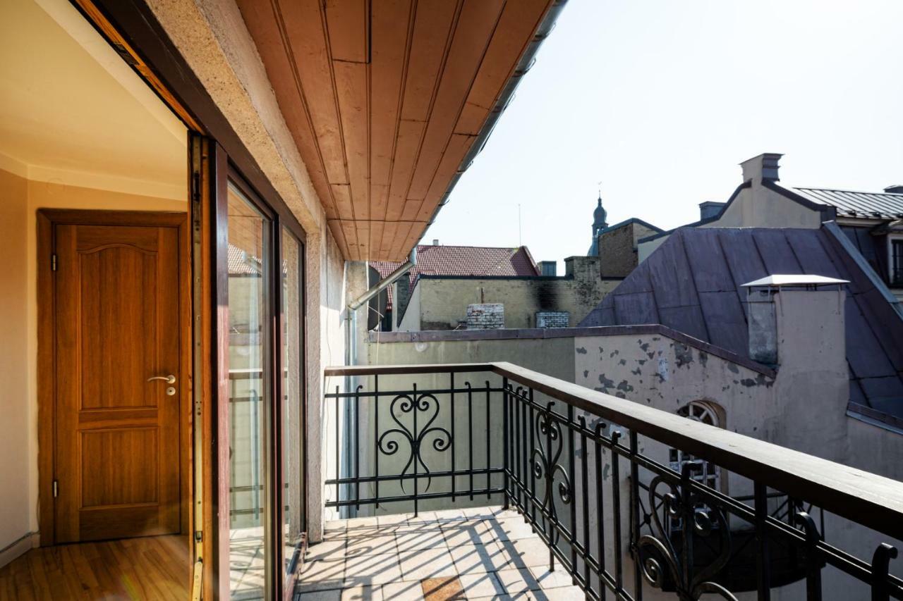Old Riga Aldaru Street 2 Level Apartment With Terrace 외부 사진